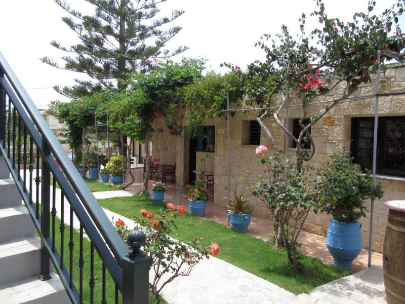 Kri Kri Village Goúrnes Екстериор снимка