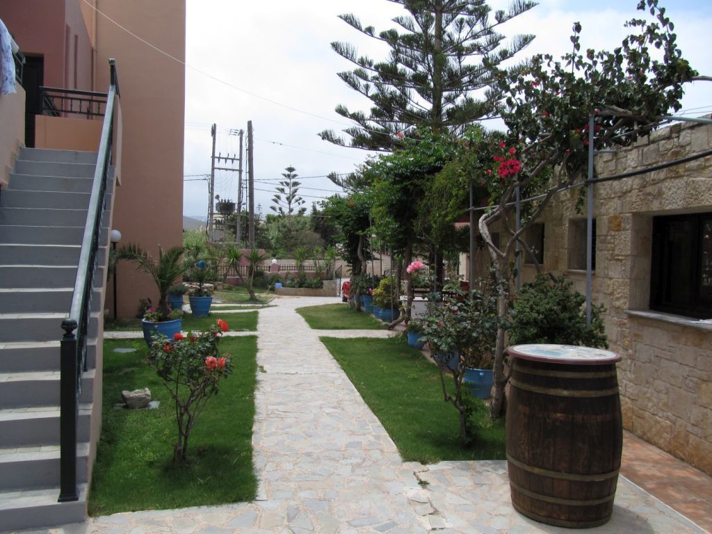 Kri Kri Village Goúrnes Екстериор снимка