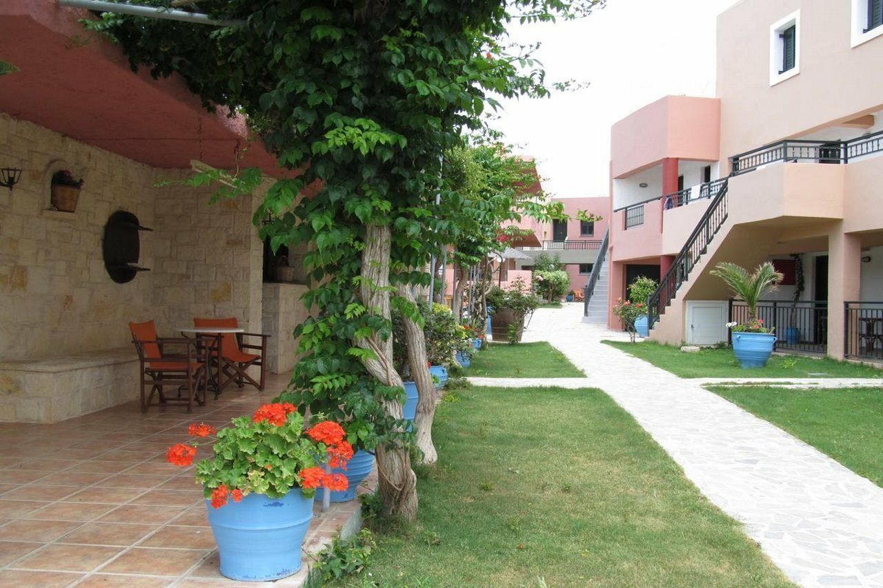 Kri Kri Village Goúrnes Екстериор снимка